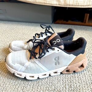 On Cloudflyer 'Glacier Rosebrown' Wide Running Walking Tennis Shoe